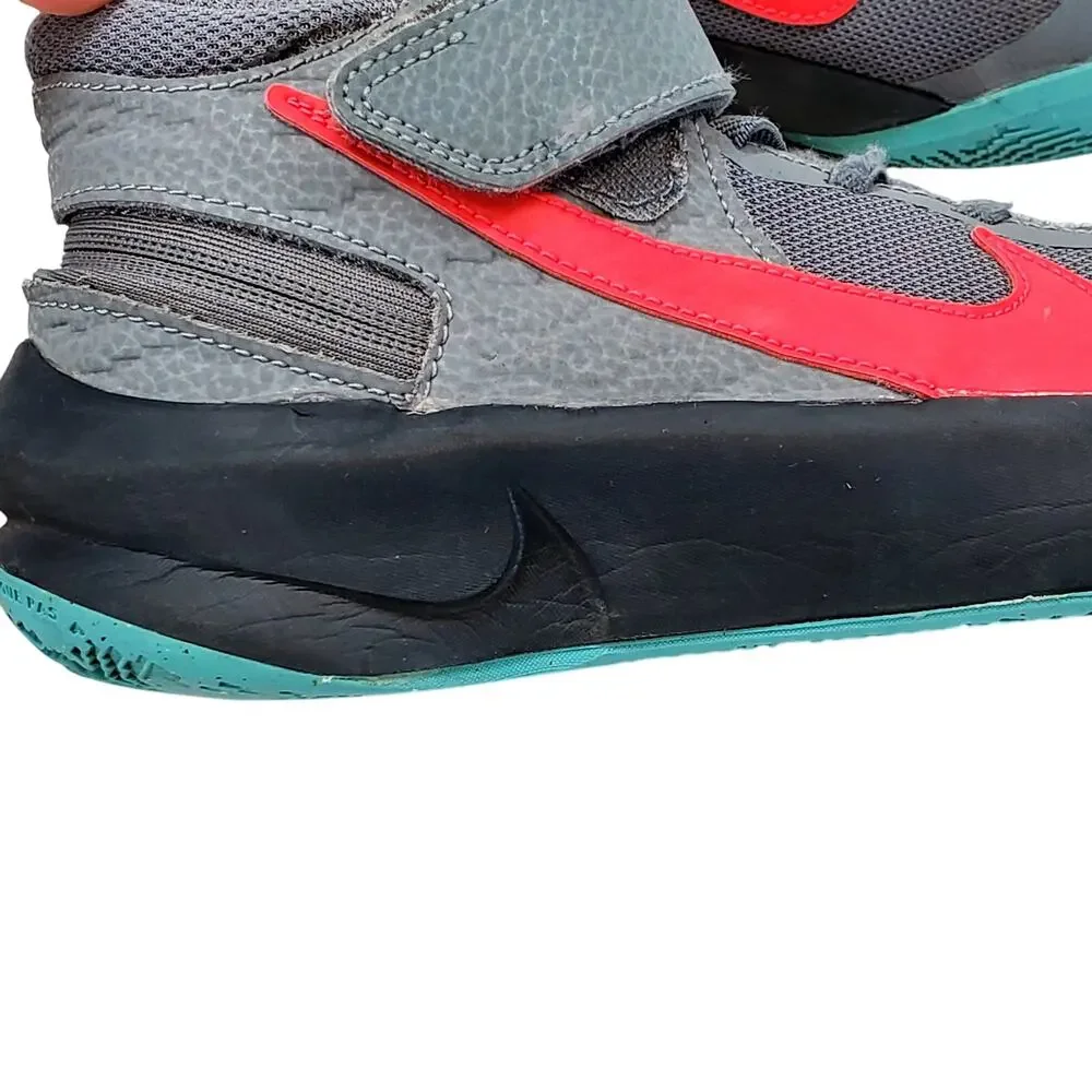 Nike Team Hustle D 10 Flyease Smoke Gray Youth Size 5Y